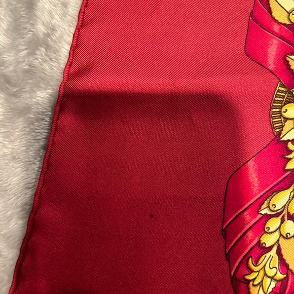 Hermes’ authentic vintage scarf - Picture 3 of 5